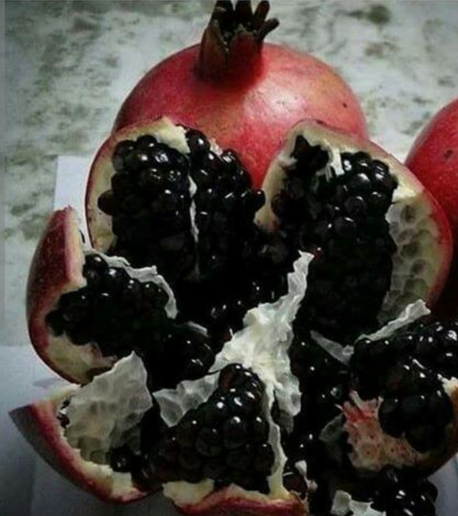 انار دانه سیاه یزد